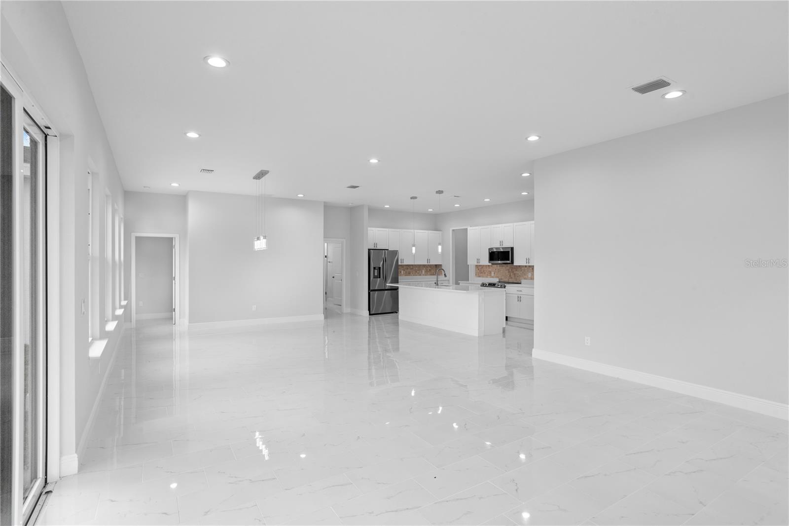 Image 7 of 19 For 197 Valencia Ridge Drive