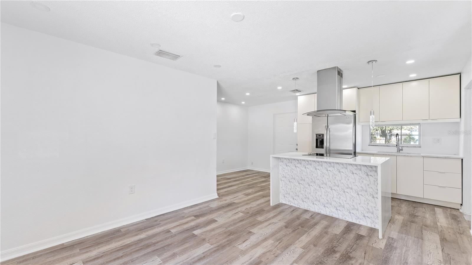 Image 8 of 25 For 4447 Ivey Court