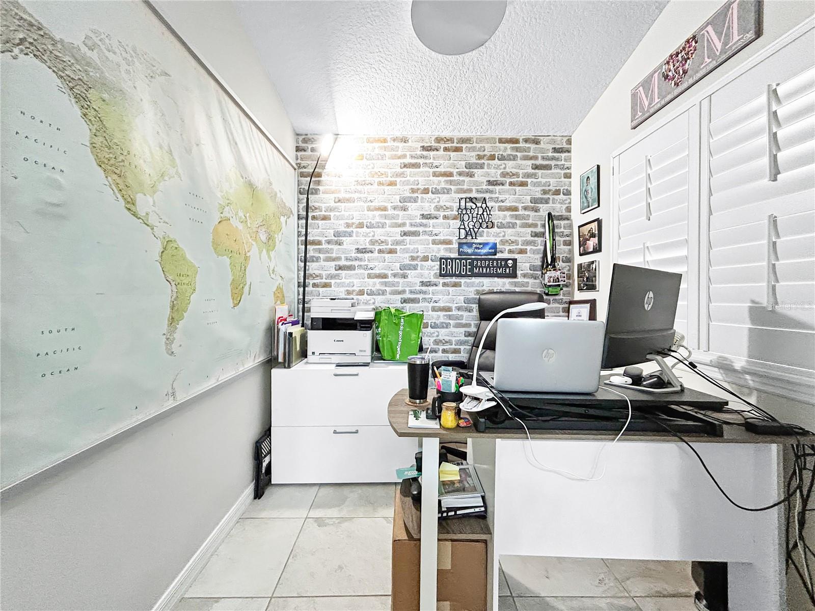 Image 3 of 18 For 909 Augusta National Boulevard