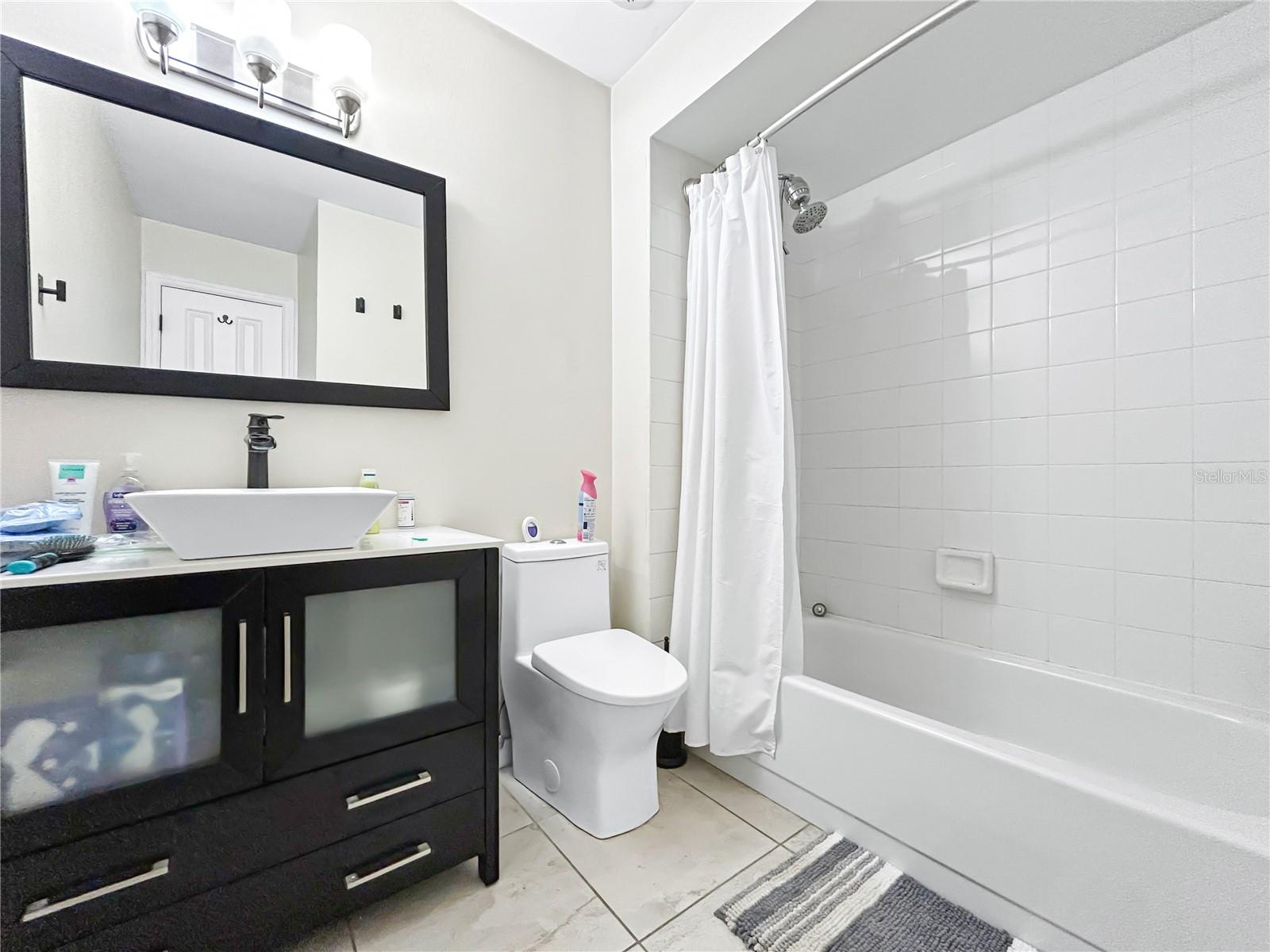 Image 4 of 18 For 909 Augusta National Boulevard