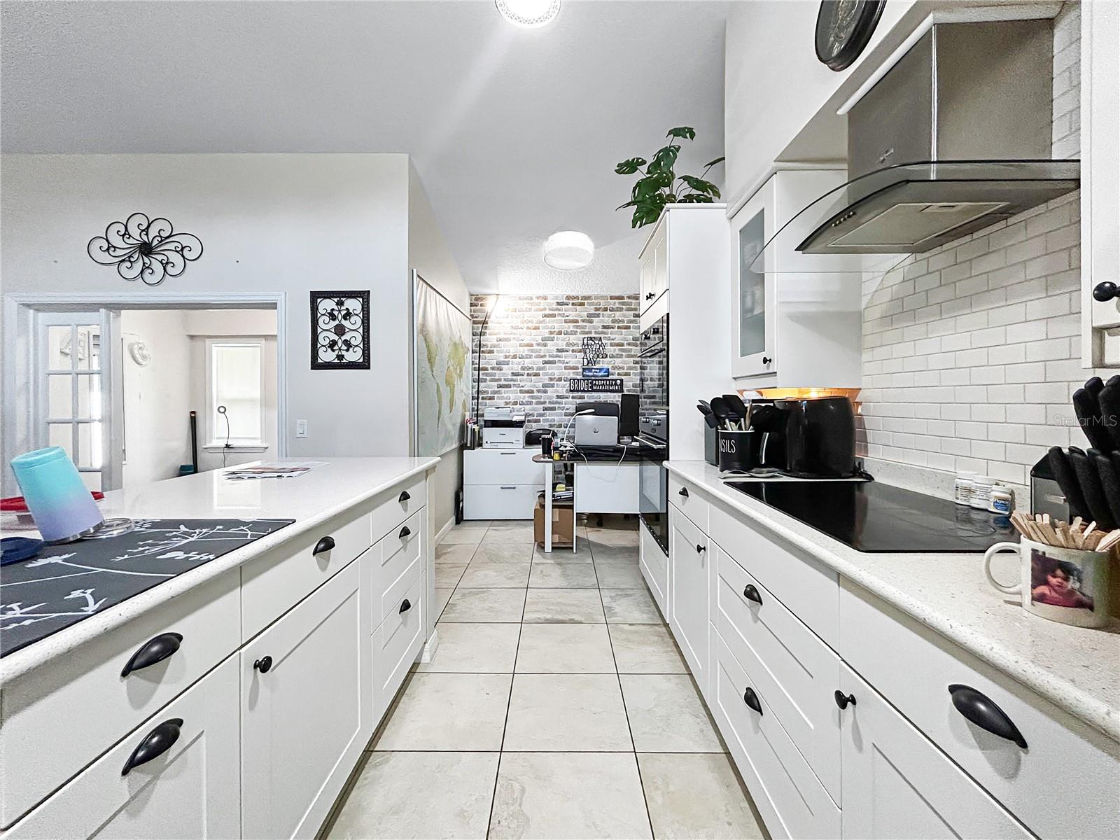 Image 6 of 18 For 909 Augusta National Boulevard