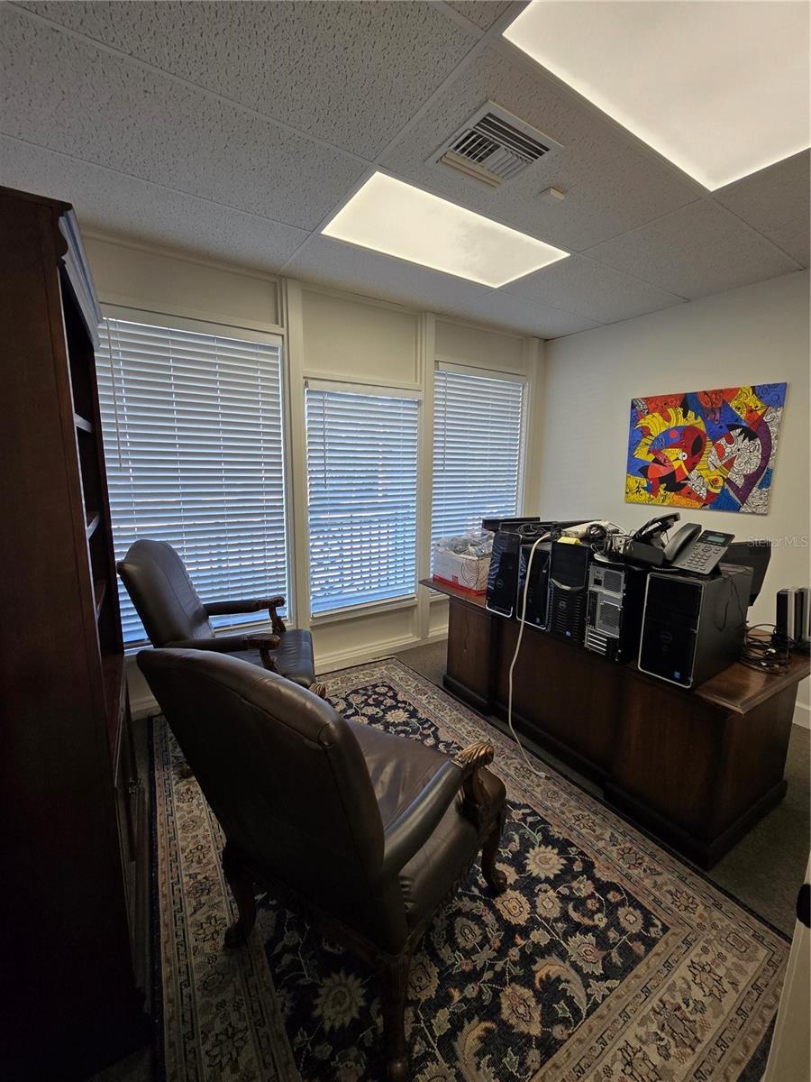 Image 16 of 36 For 2250 Lee Road 206