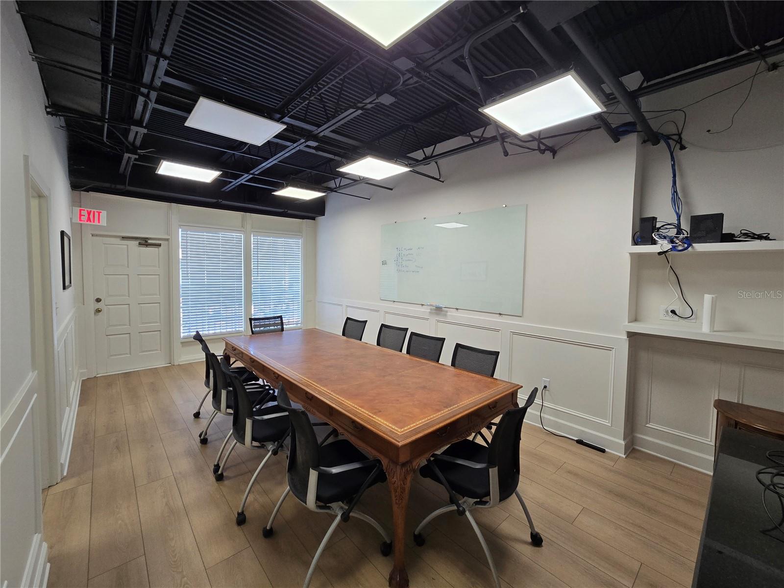 Image 26 of 36 For 2250 Lee Road 206