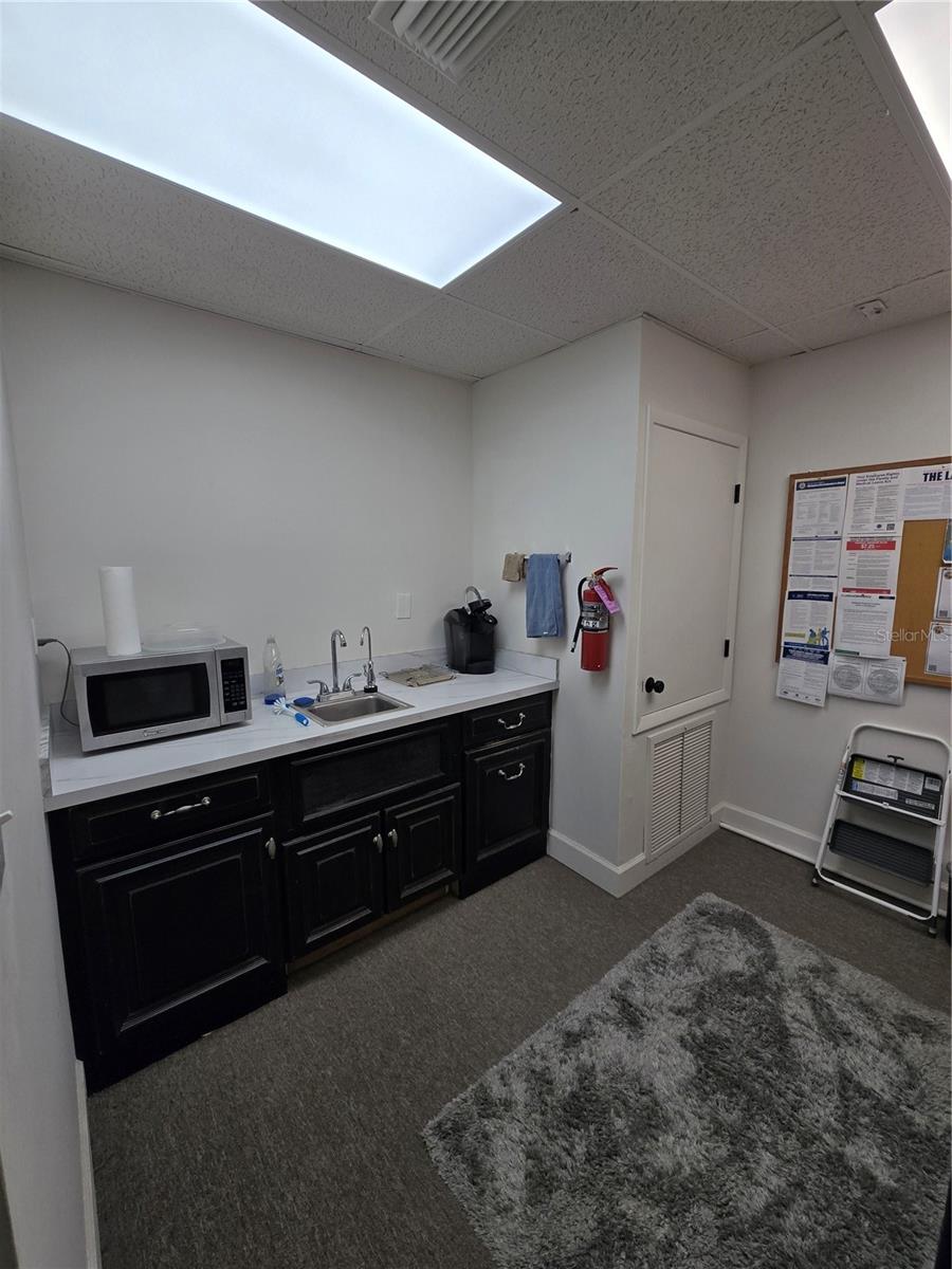 Image 33 of 36 For 2250 Lee Road 206