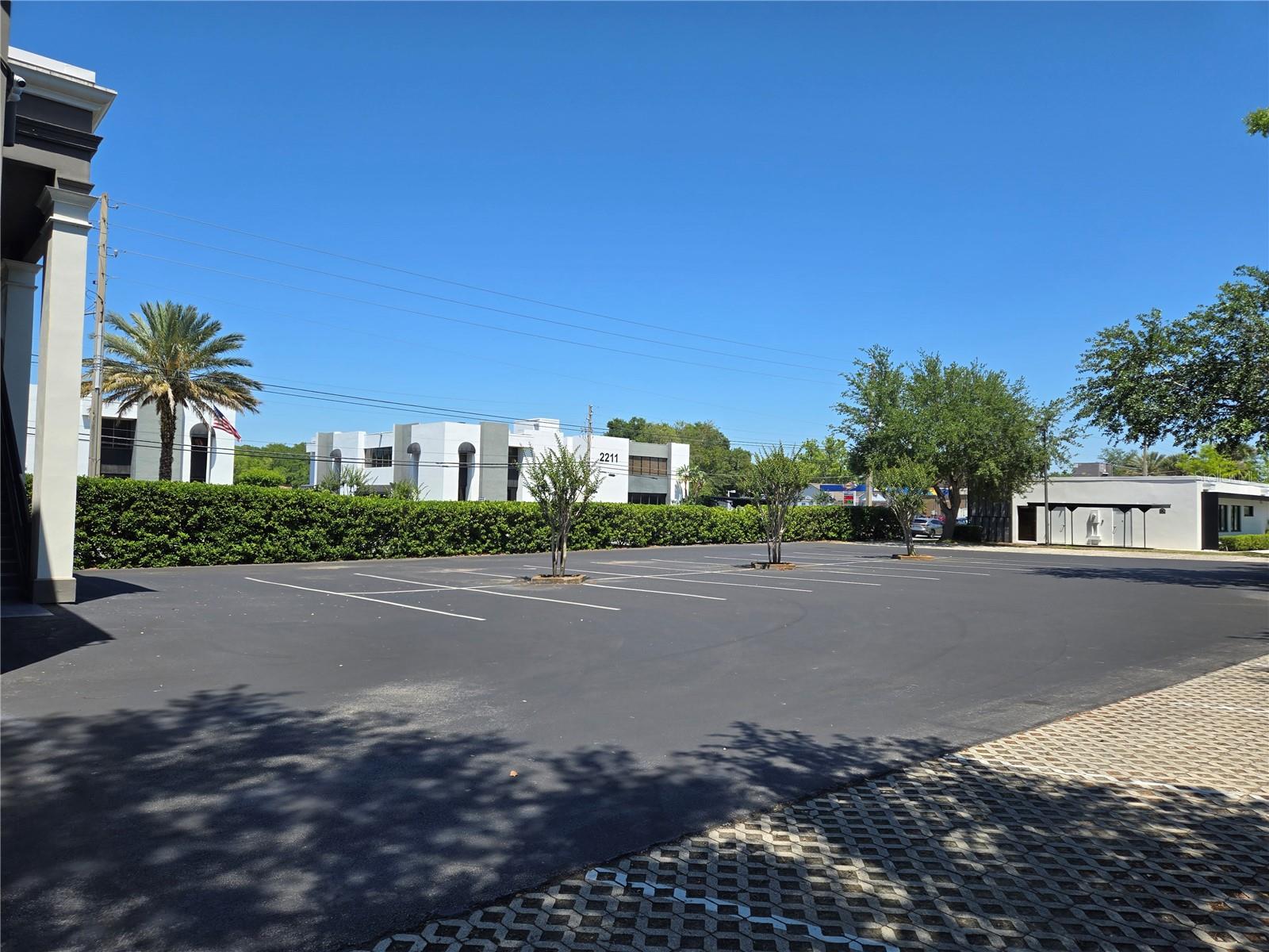 Image 7 of 36 For 2250 Lee Road 206