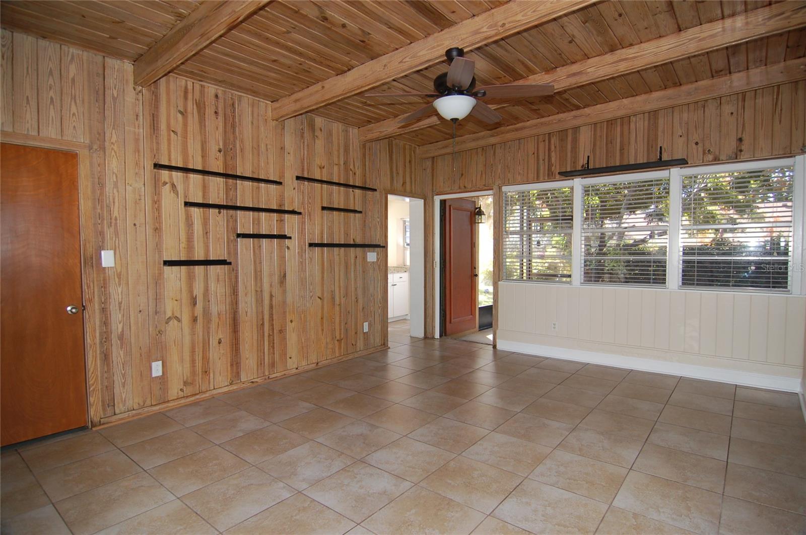 Image 3 of 18 For 1940 Sunset Lane