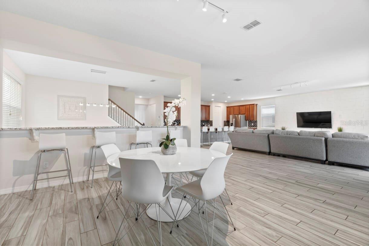 Image 23 of 42 For 9029 Sunshine Ridge Loop