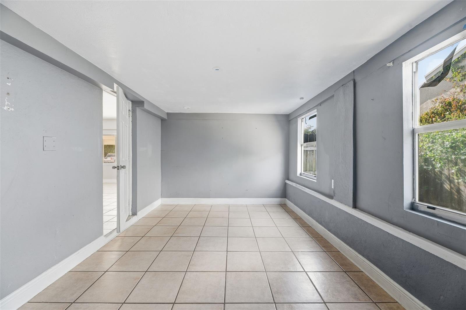 Image 20 of 25 For 3947 Pensacola Drive