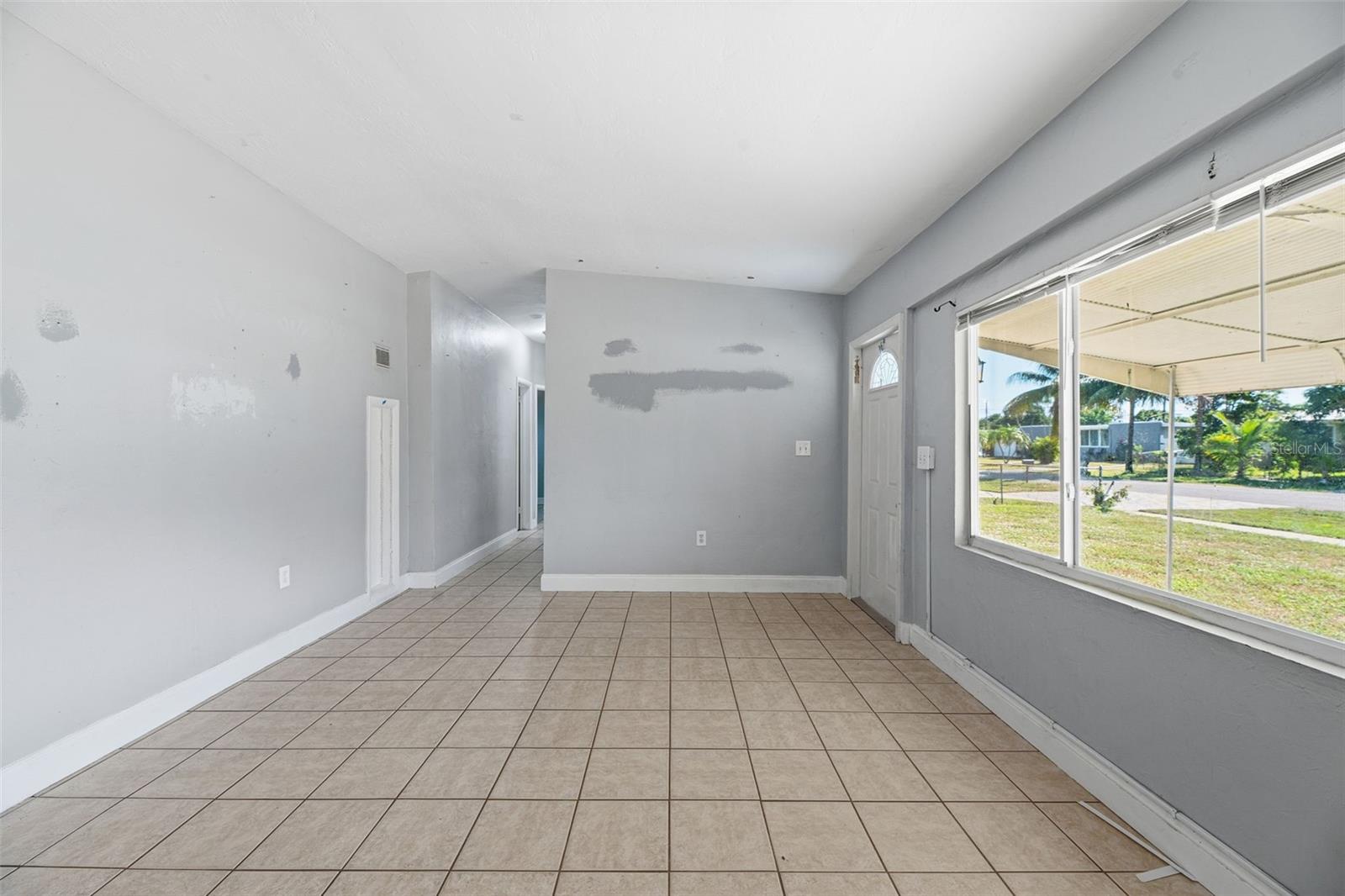 Image 7 of 25 For 3947 Pensacola Drive