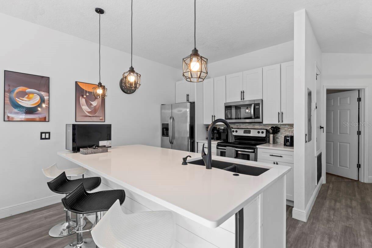 Image 4 of 22 For 4530 Alberto Circle