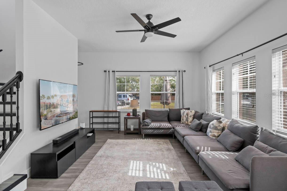 Image 5 of 22 For 4530 Alberto Circle