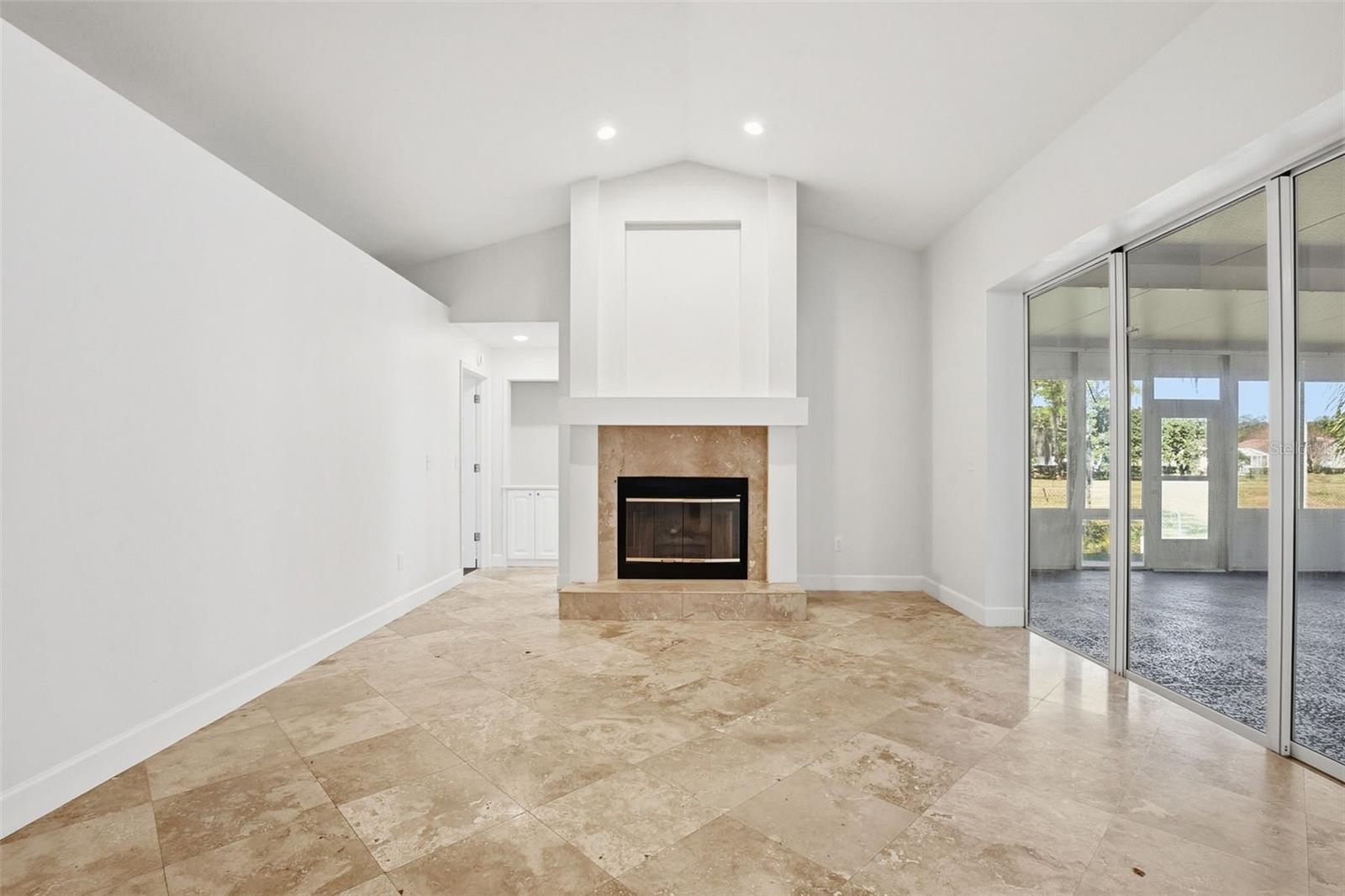 Image 11 of 45 For 18804 Forest Glen Court