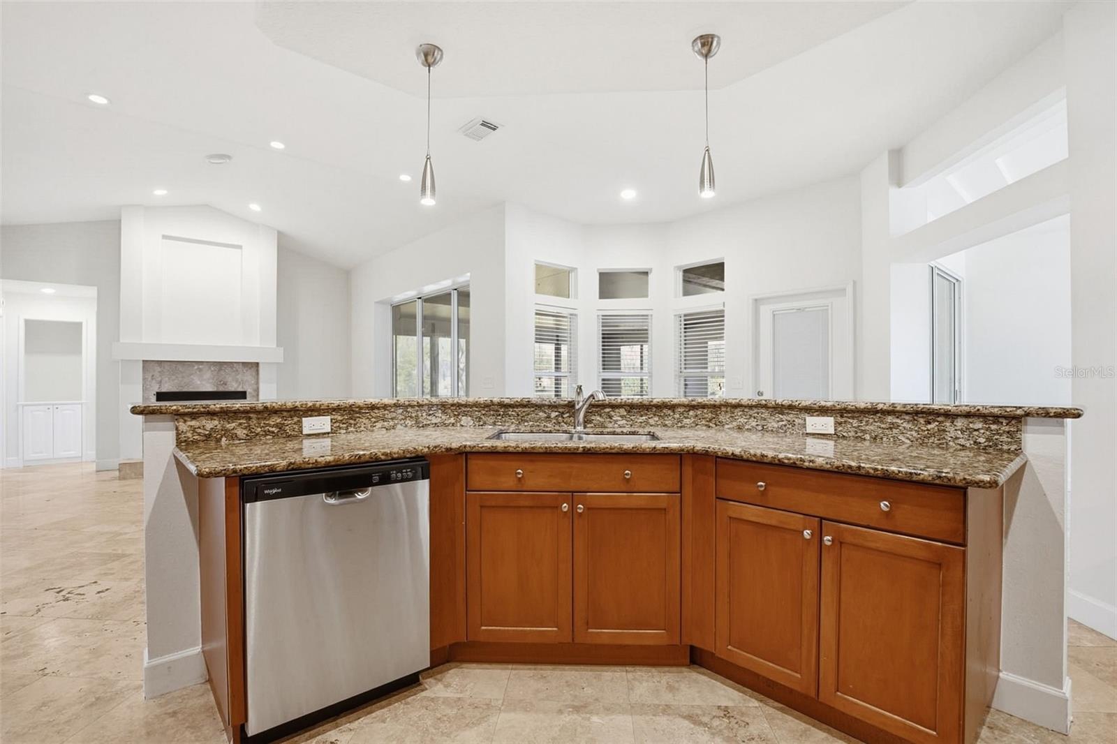 Image 16 of 45 For 18804 Forest Glen Court