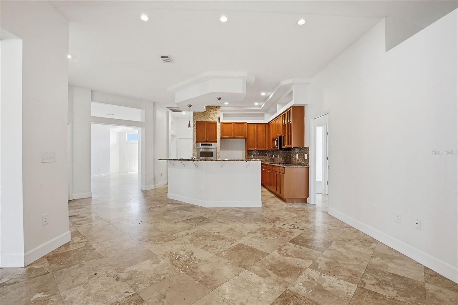 Image 18 of 45 For 18804 Forest Glen Court