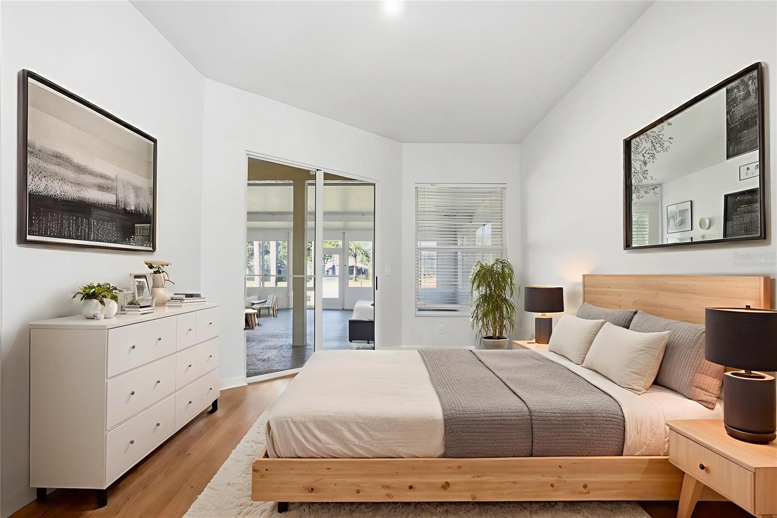 Image 29 of 45 For 18804 Forest Glen Court