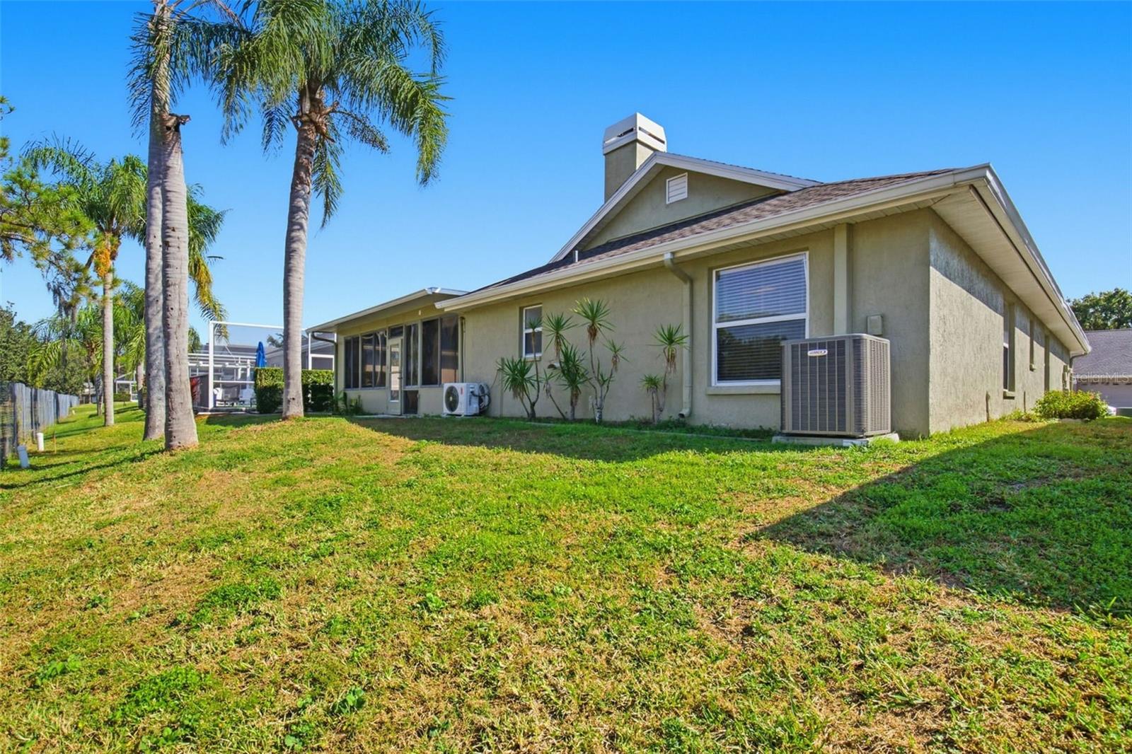 Image 43 of 45 For 18804 Forest Glen Court