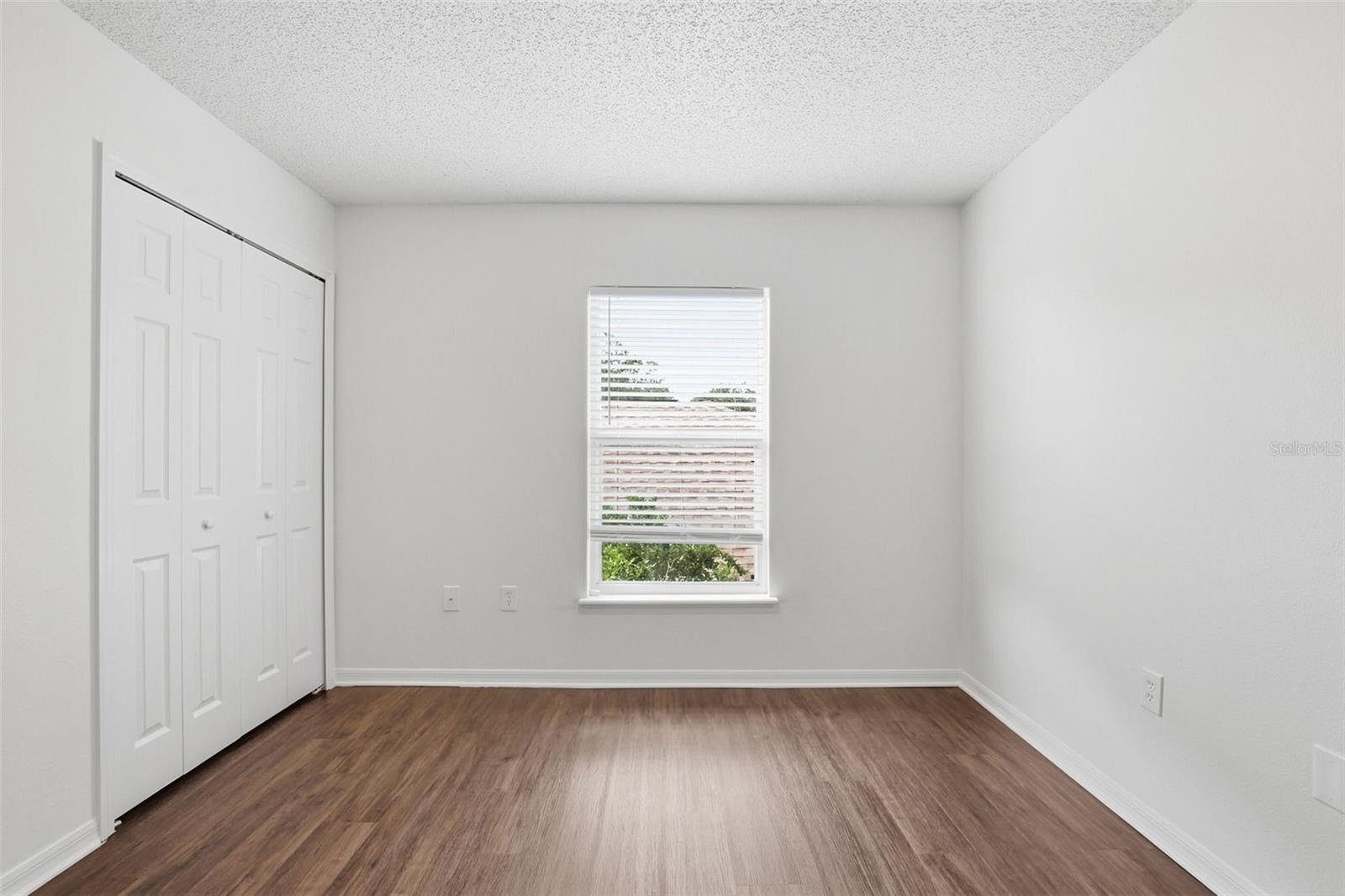 Image 22 of 40 For 30230 Double Drive