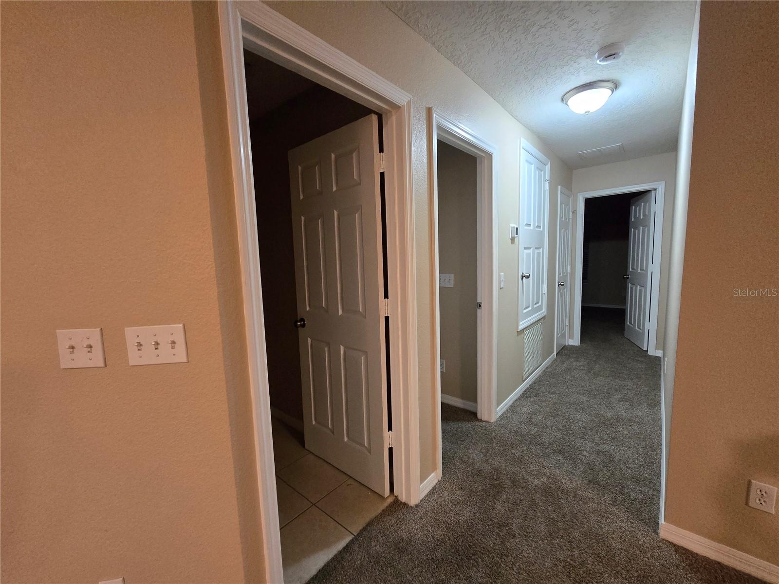 Image 19 of 23 For 8 Windrose Drive