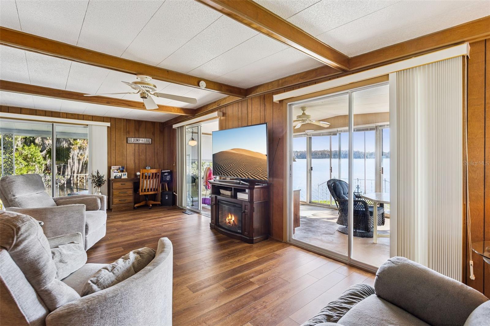 Image 11 of 47 For 120 Breezy Point