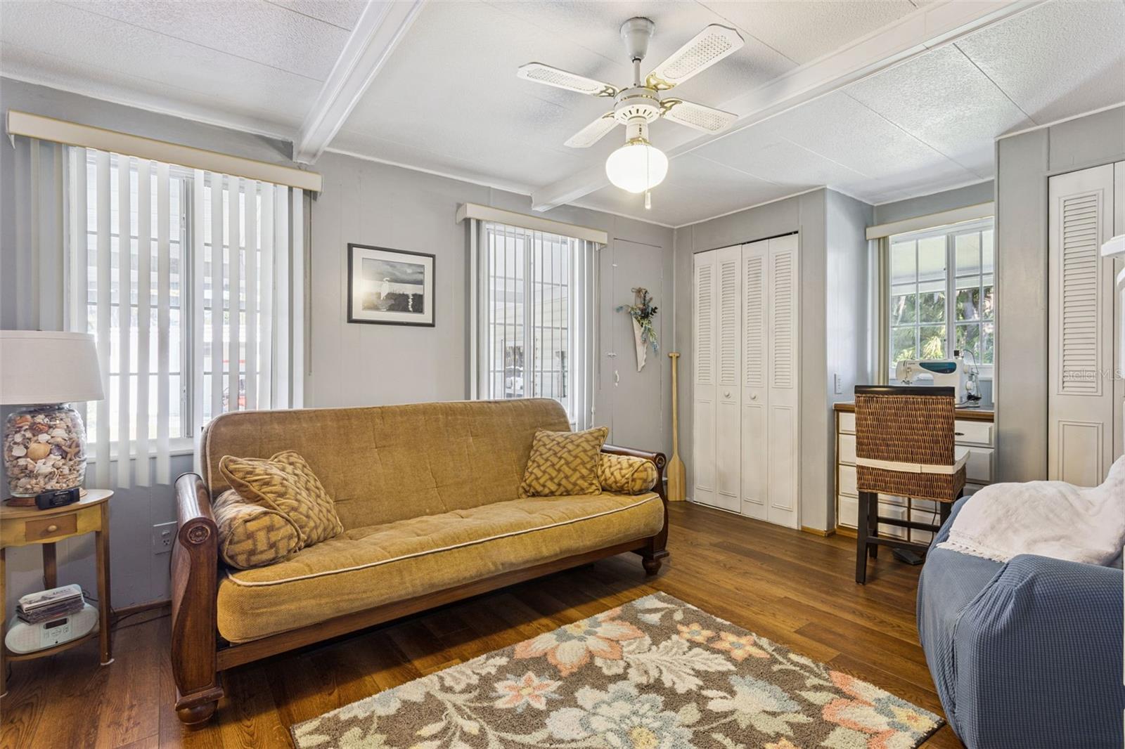 Image 18 of 47 For 120 Breezy Point