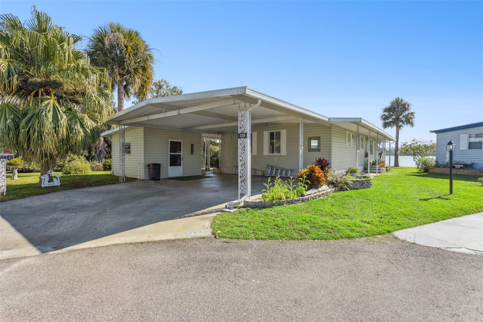 Image 2 of 47 For 120 Breezy Point