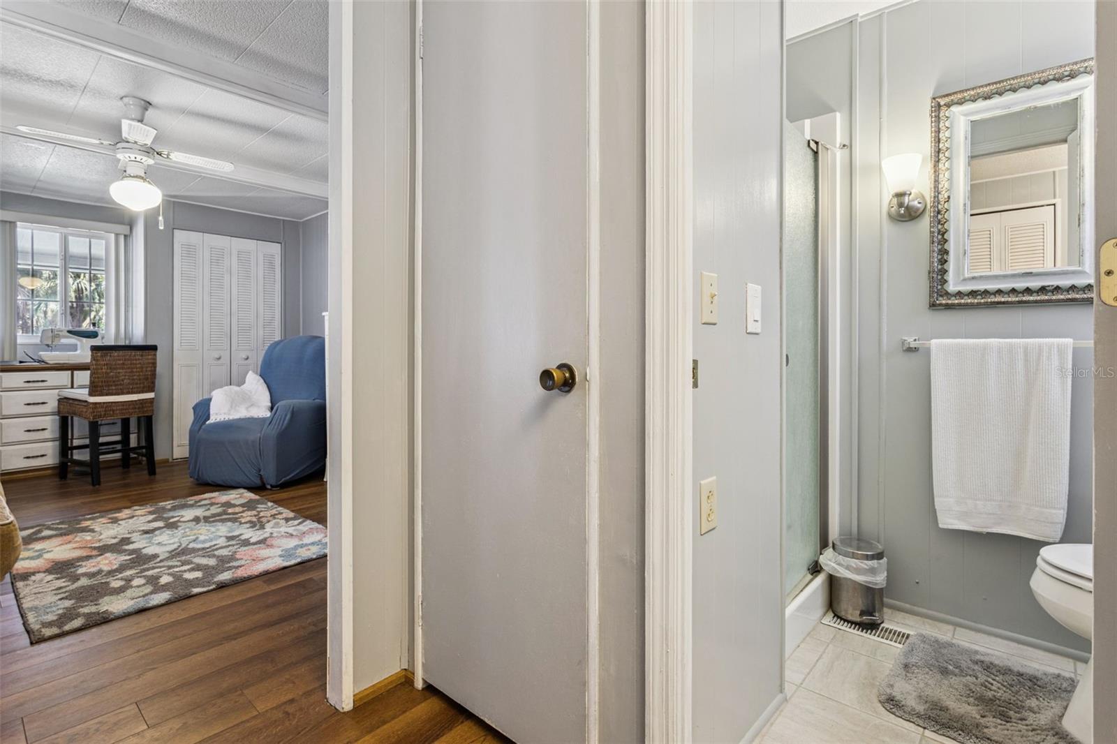 Image 21 of 47 For 120 Breezy Point