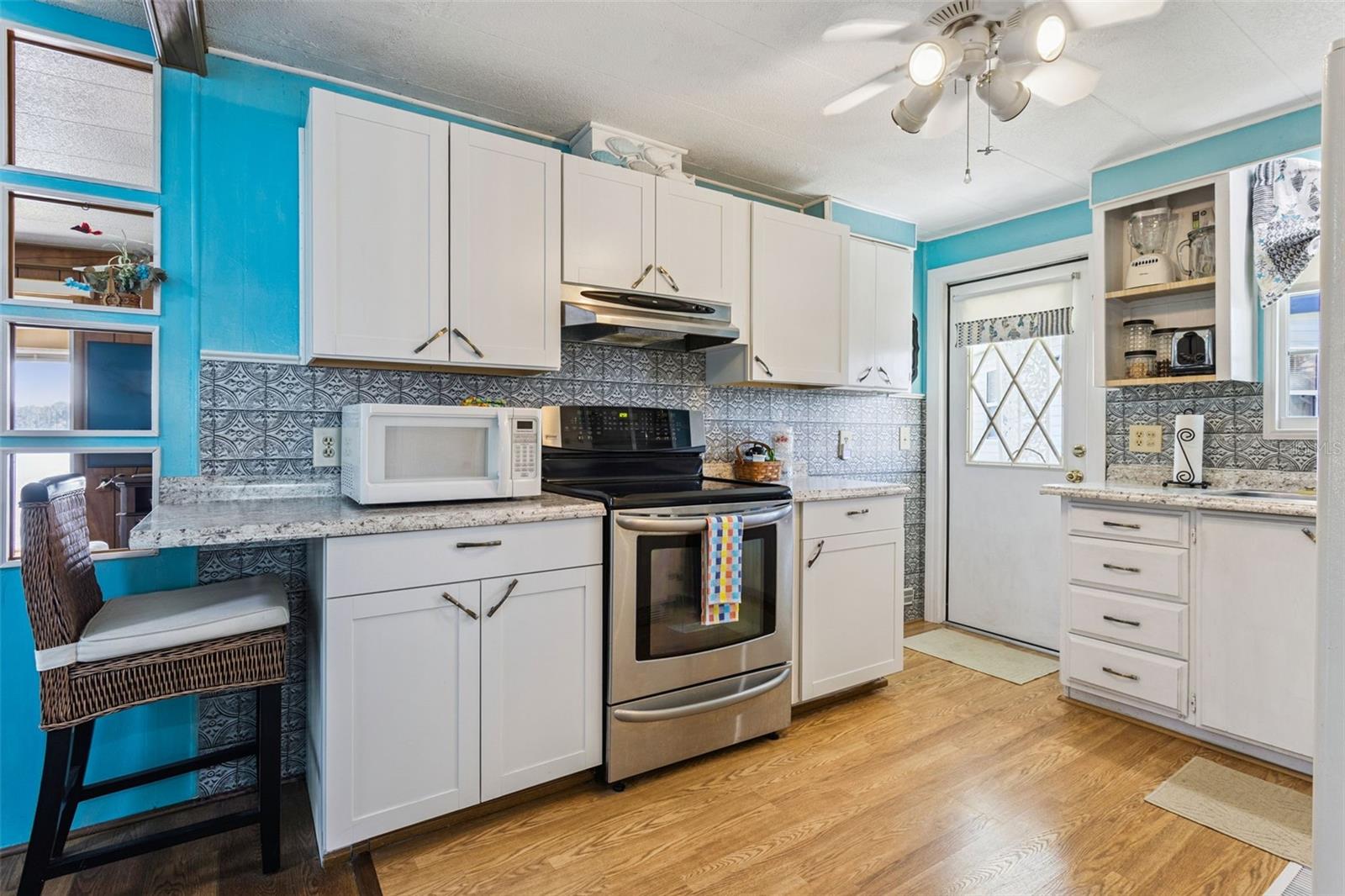 Image 5 of 47 For 120 Breezy Point