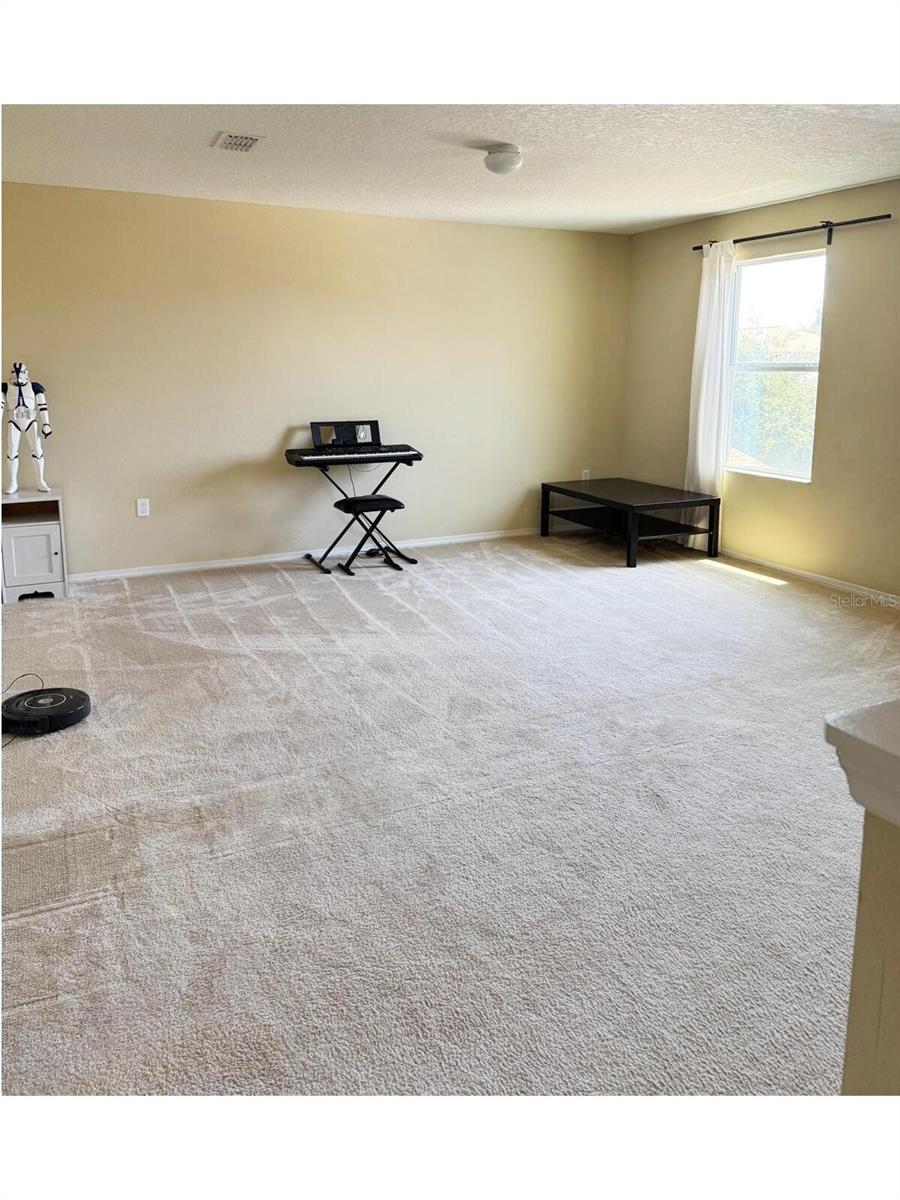 Image 12 of 21 For 7618 Tangle Rush Drive