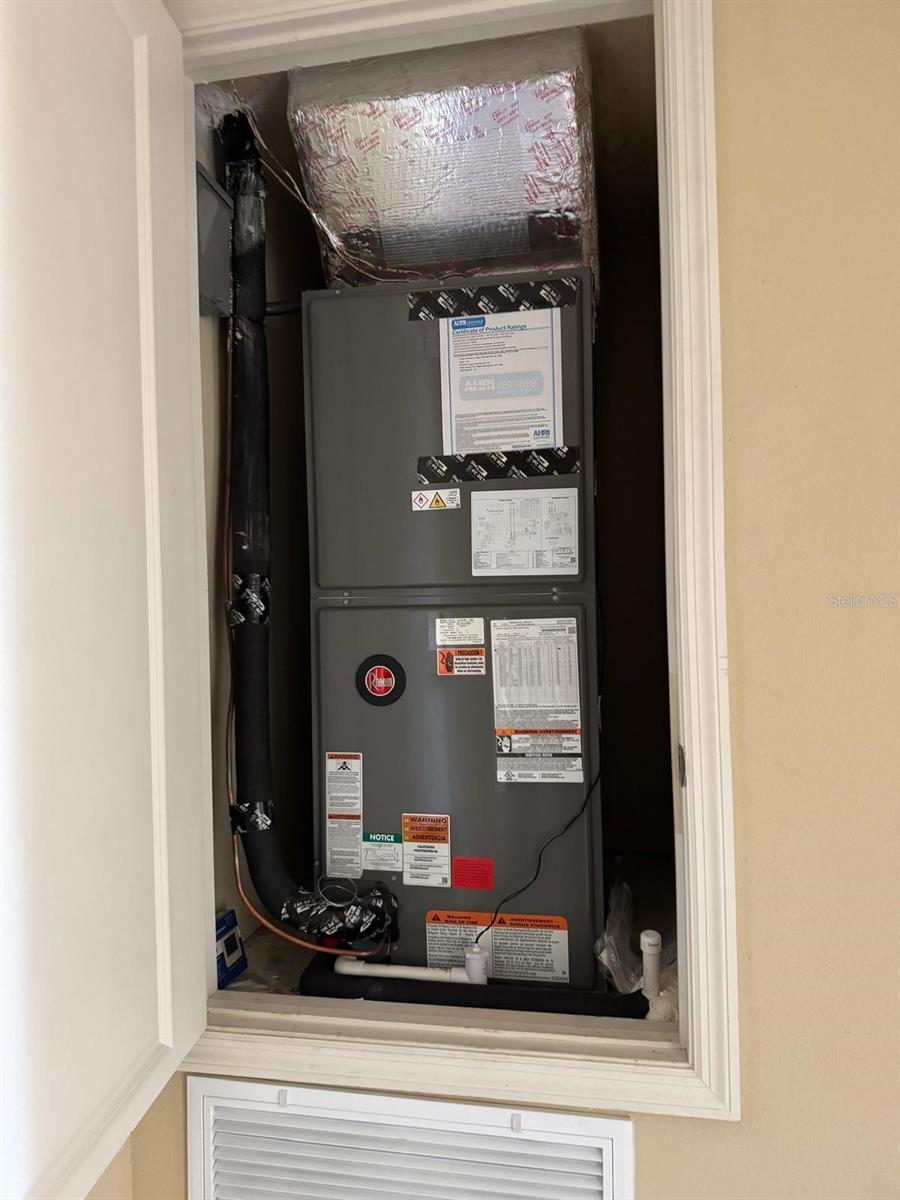 Image 21 of 21 For 7618 Tangle Rush Drive