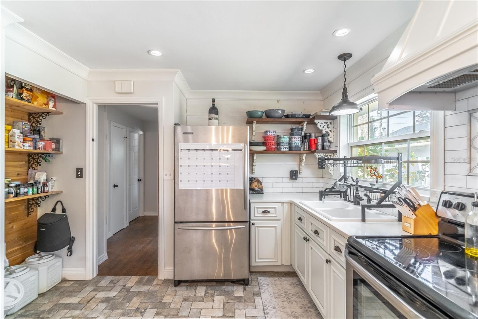 Image 14 of 25 For 1237 Voorhis Avenue