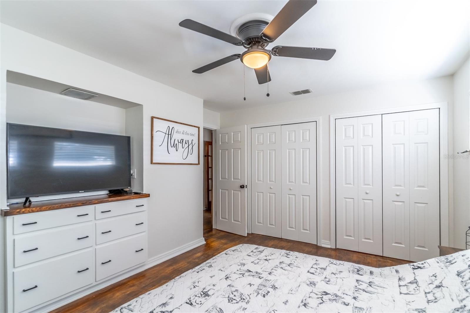 Image 20 of 25 For 1237 Voorhis Avenue