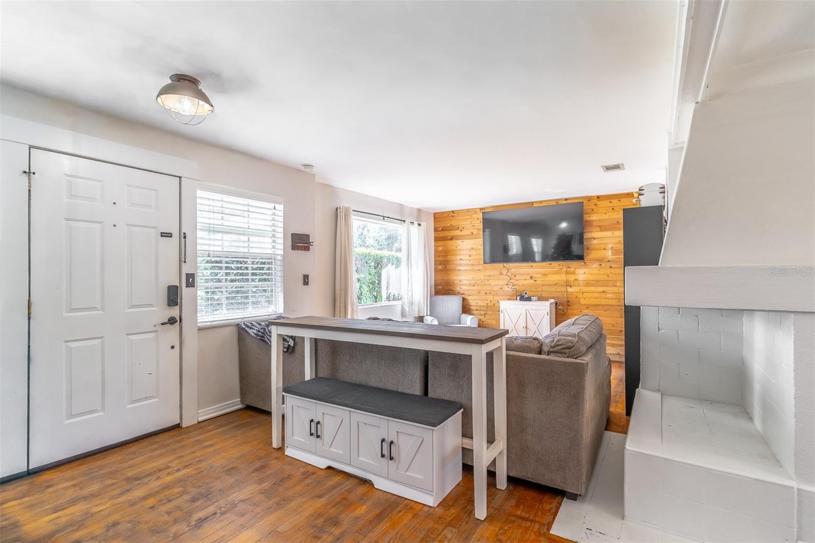 Image 9 of 25 For 1237 Voorhis Avenue