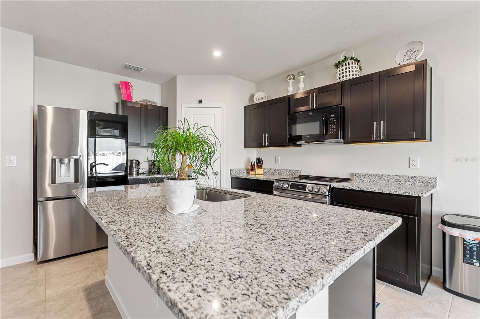 Image 9 of 31 For 1217 Lexington Lane