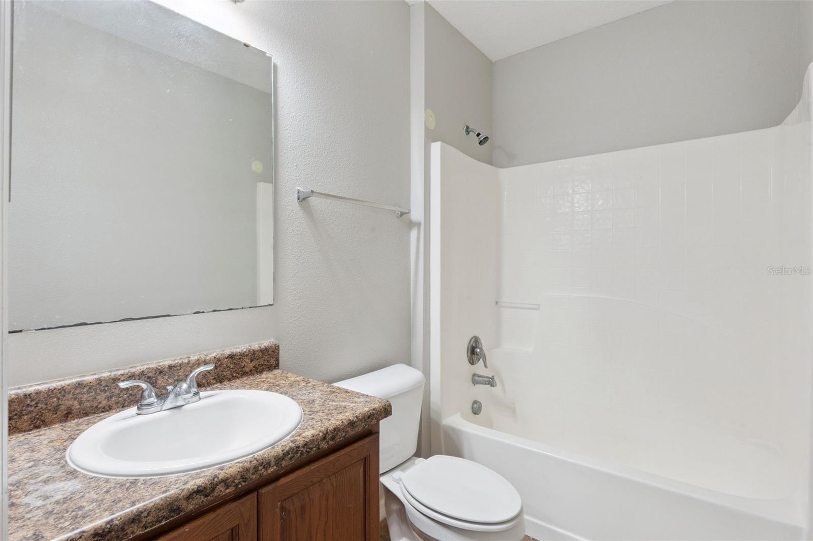 Image 25 of 52 For 1038 Suffragette Circle