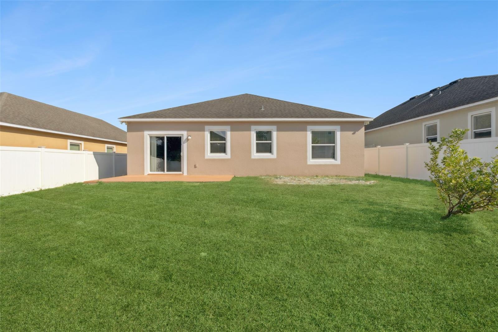 Image 30 of 52 For 1038 Suffragette Circle