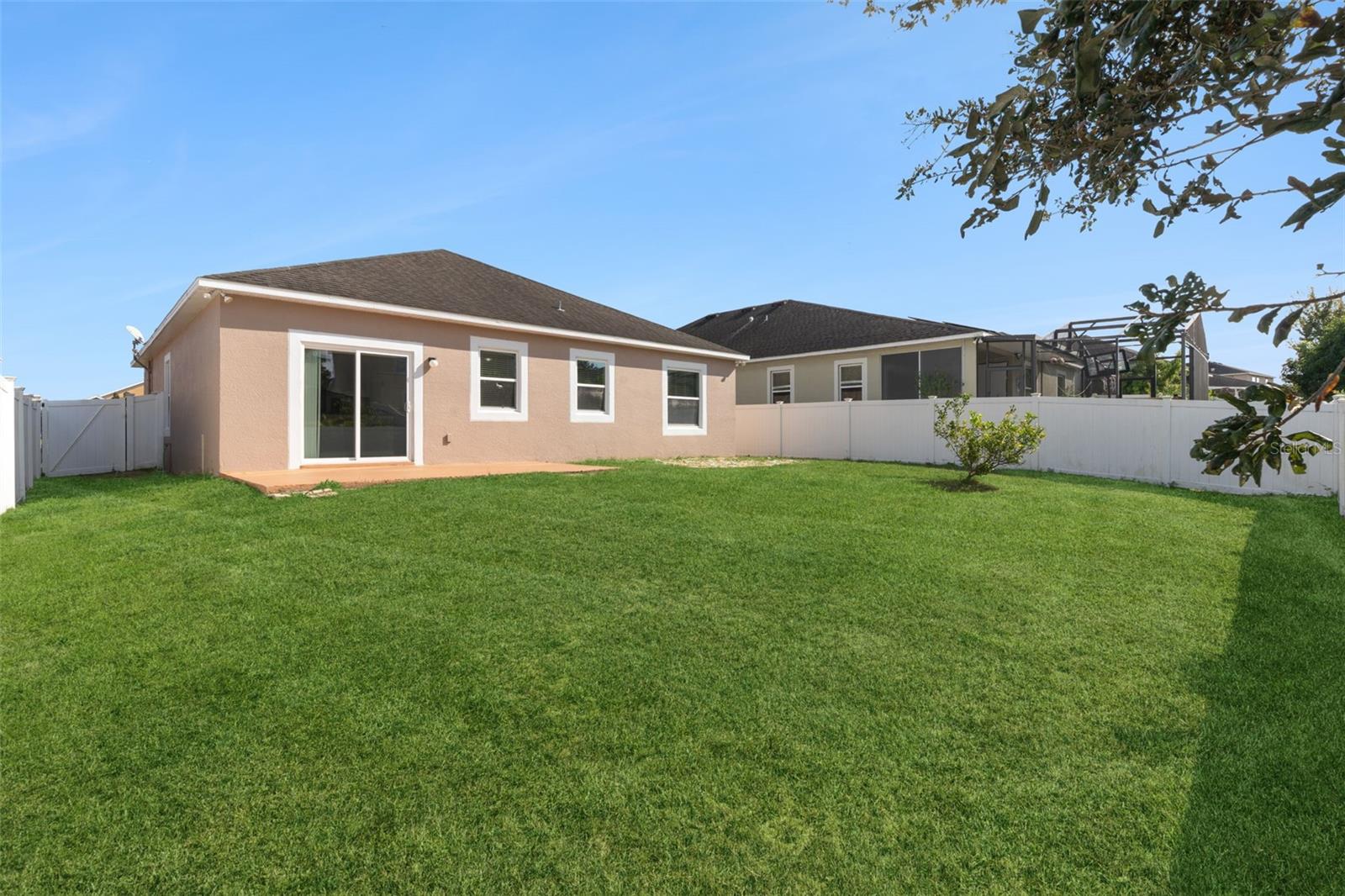 Image 32 of 52 For 1038 Suffragette Circle