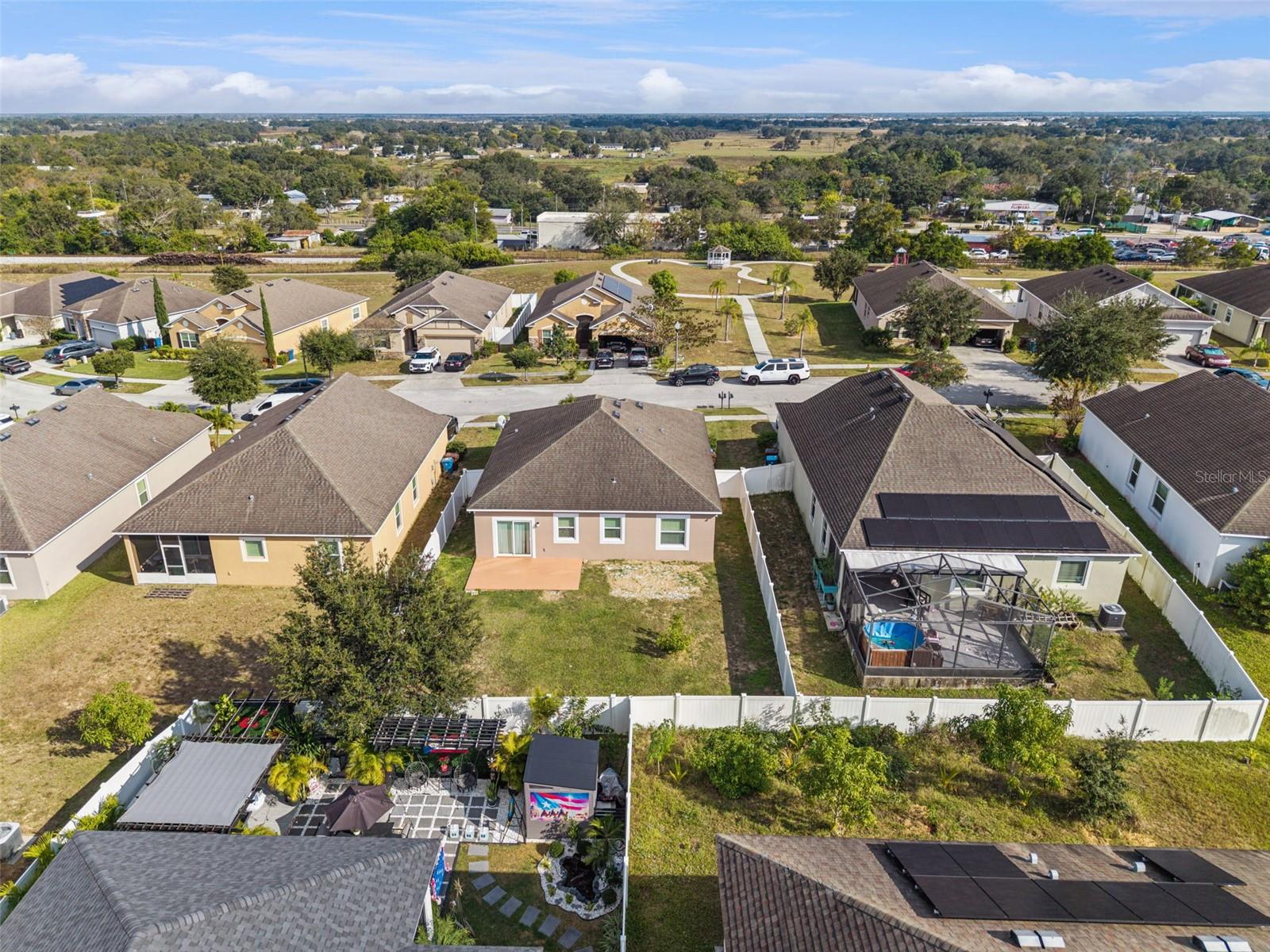 Image 38 of 52 For 1038 Suffragette Circle