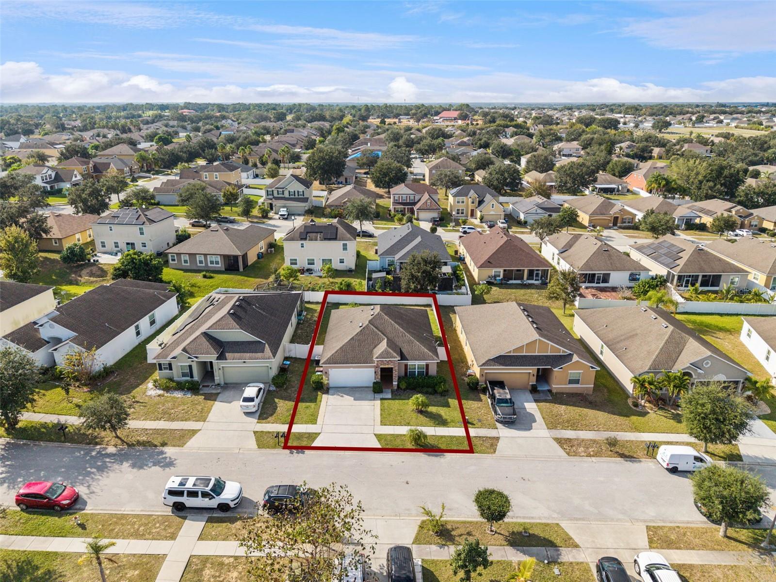 Image 43 of 52 For 1038 Suffragette Circle