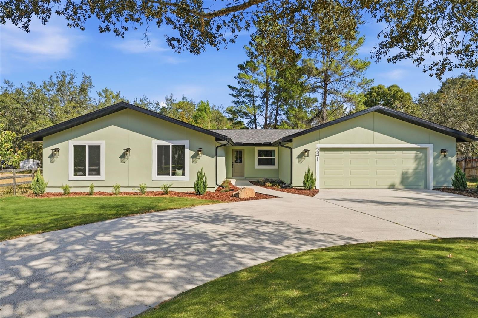 Details for 241 Overlook Drive, CHULUOTA, FL 32766