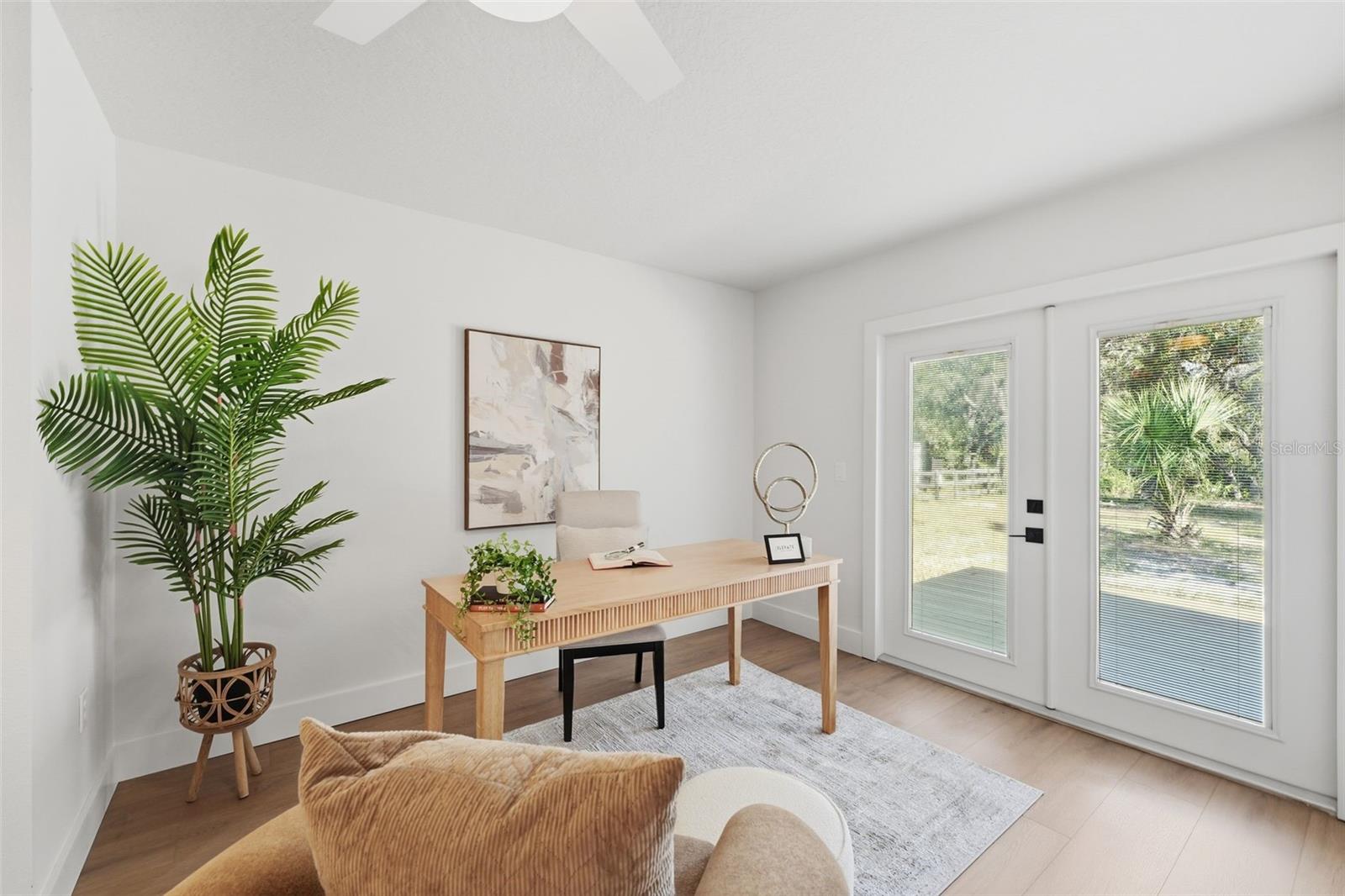 Image 19 of 31 For 241 Overlook Drive