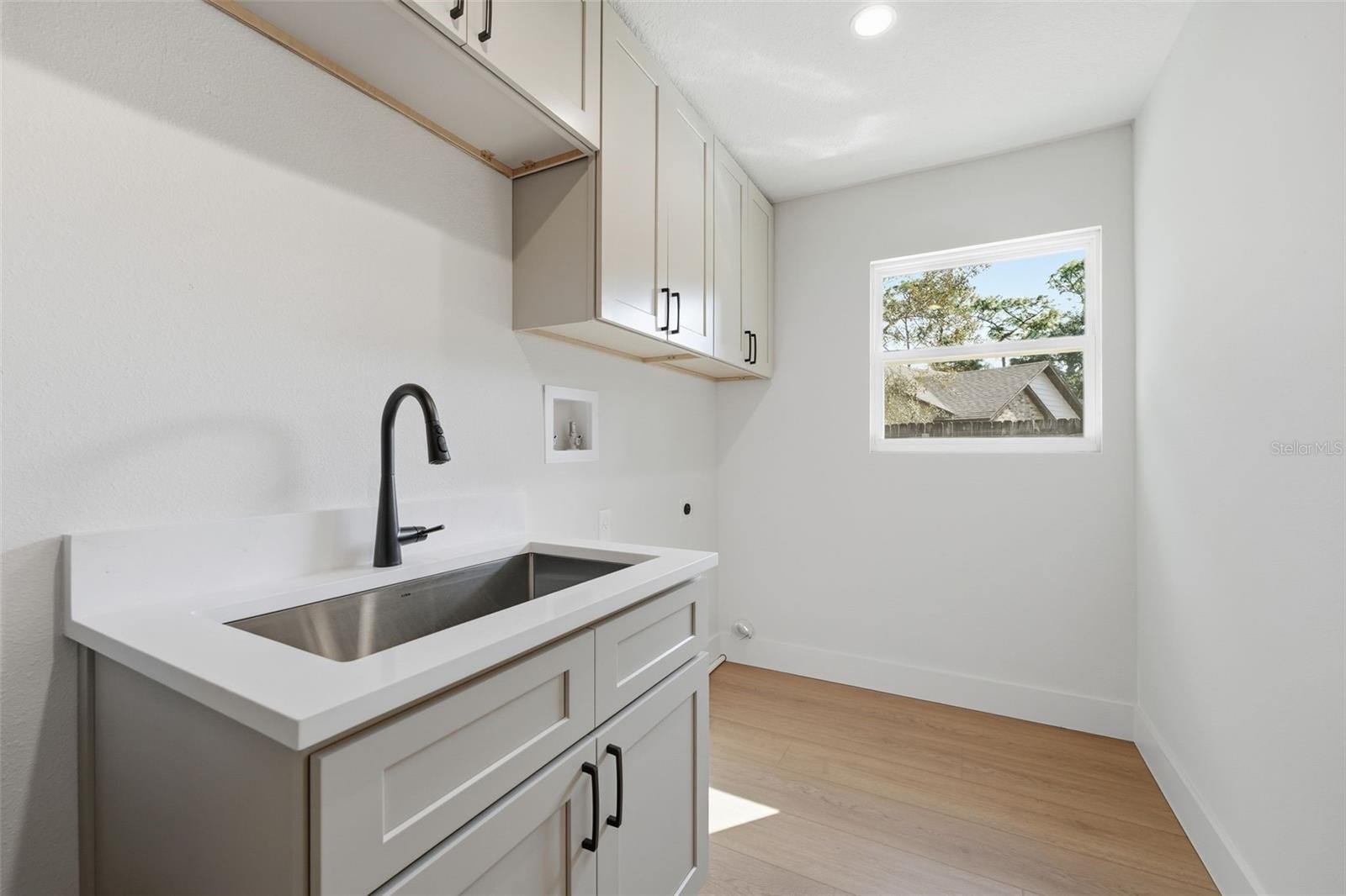 Image 26 of 31 For 241 Overlook Drive