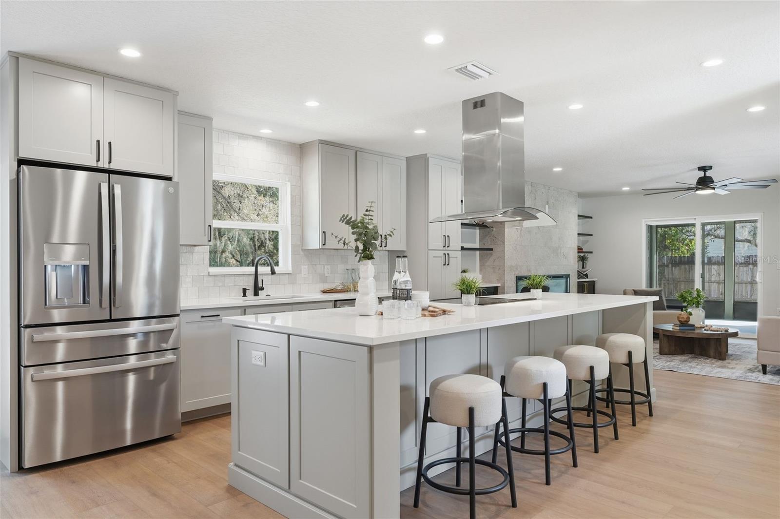 Image 6 of 31 For 241 Overlook Drive