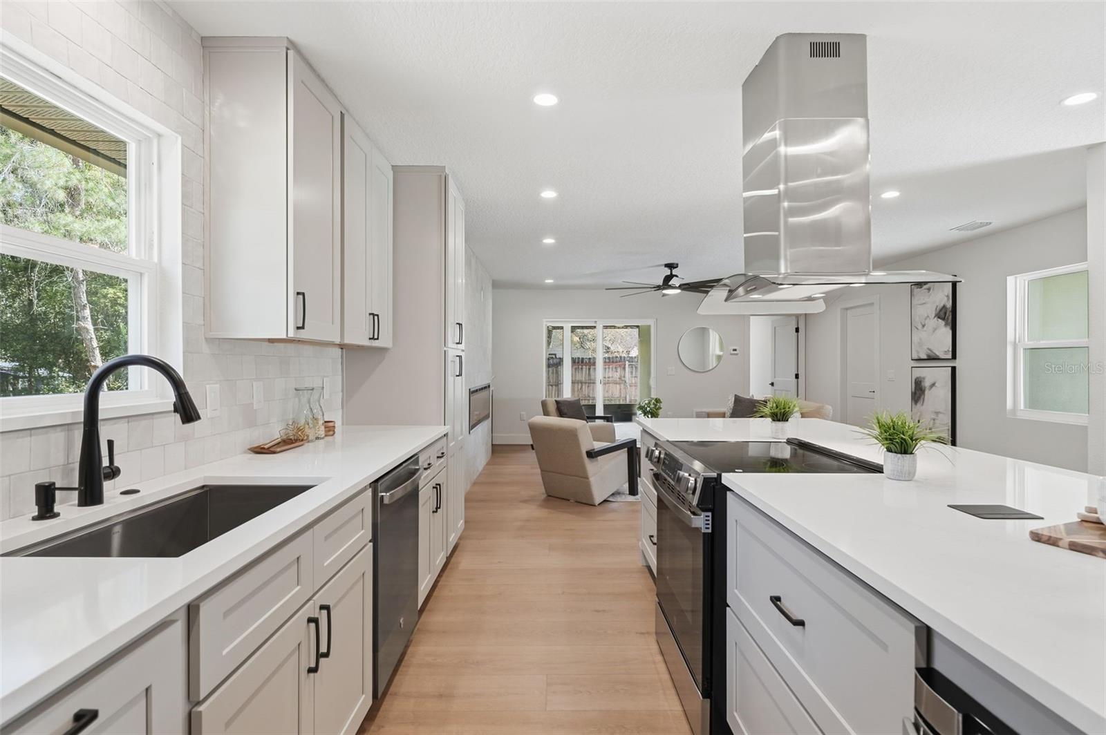 Image 9 of 31 For 241 Overlook Drive