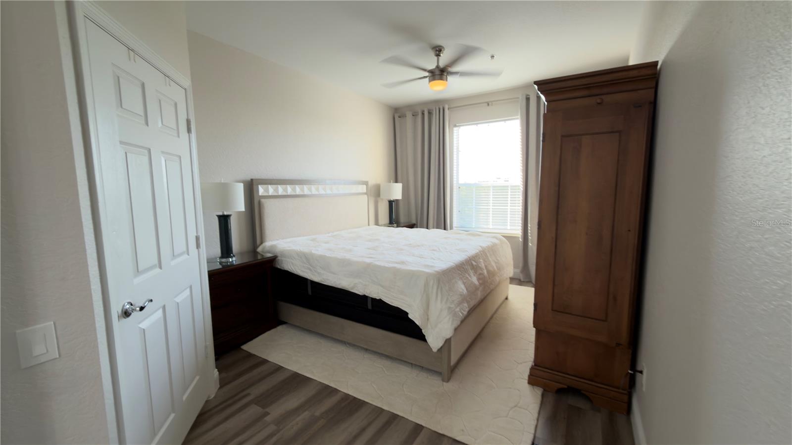 Image 20 of 76 For 6466 Cava Alta Drive 401