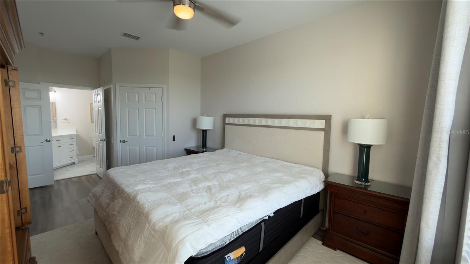 Image 21 of 76 For 6466 Cava Alta Drive 401