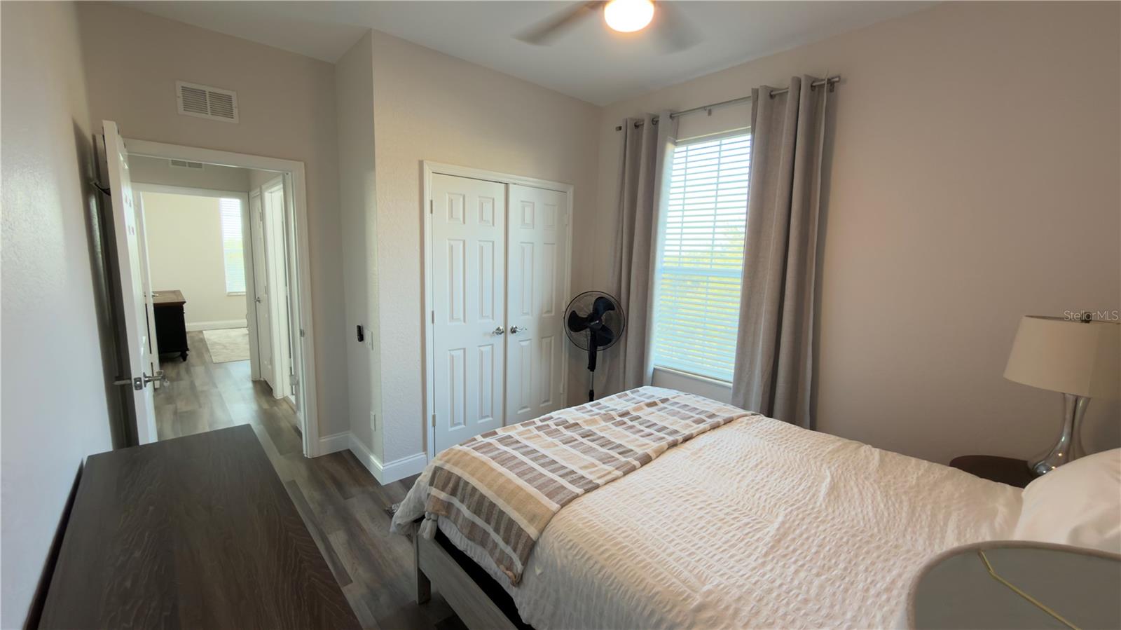 Image 36 of 76 For 6466 Cava Alta Drive 401