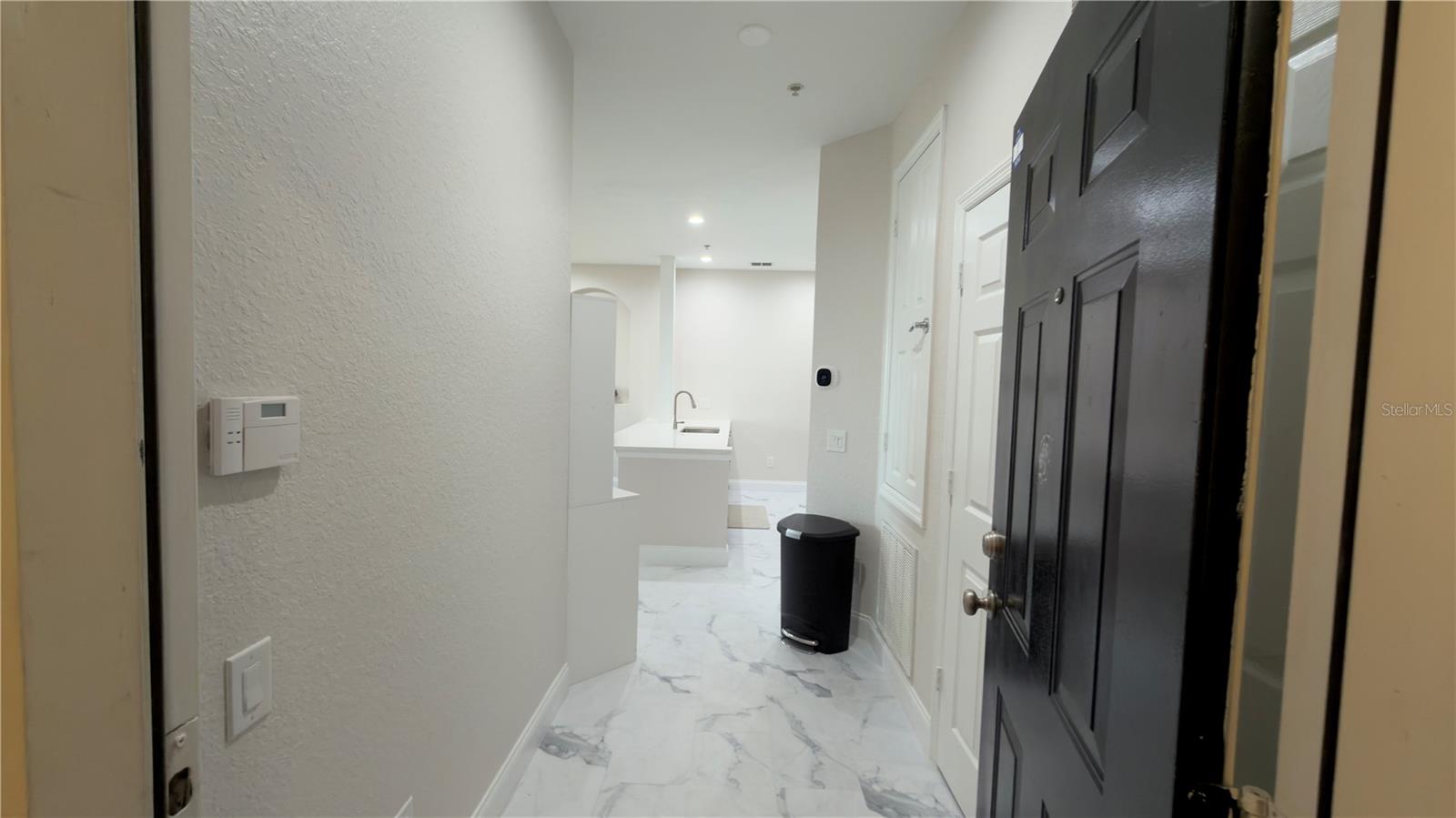 Image 4 of 76 For 6466 Cava Alta Drive 401