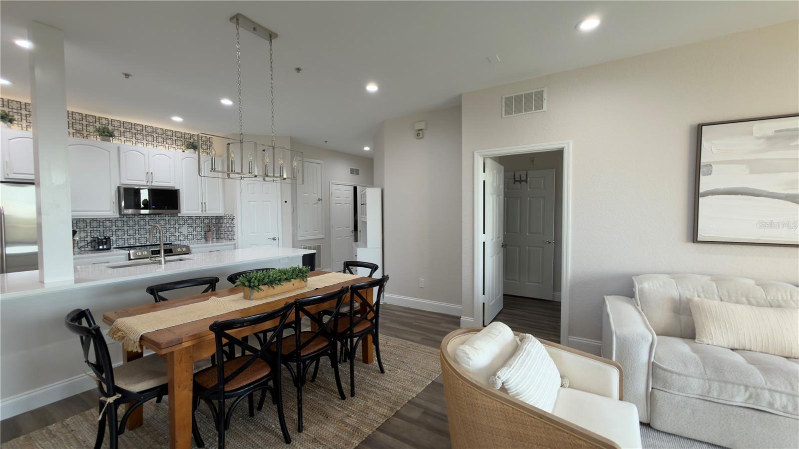 Image 49 of 76 For 6466 Cava Alta Drive 401