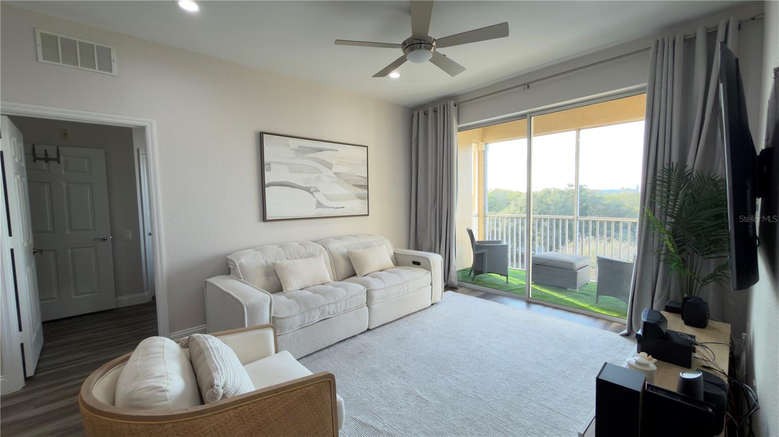 Image 50 of 76 For 6466 Cava Alta Drive 401