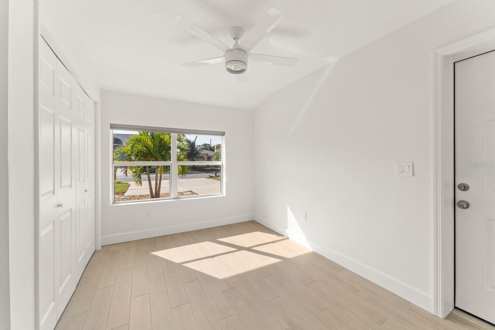 Image 19 of 41 For 107 4th Street